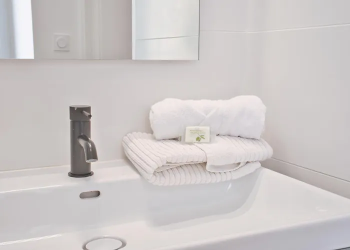 Excellence Sarrail Apartment Reims